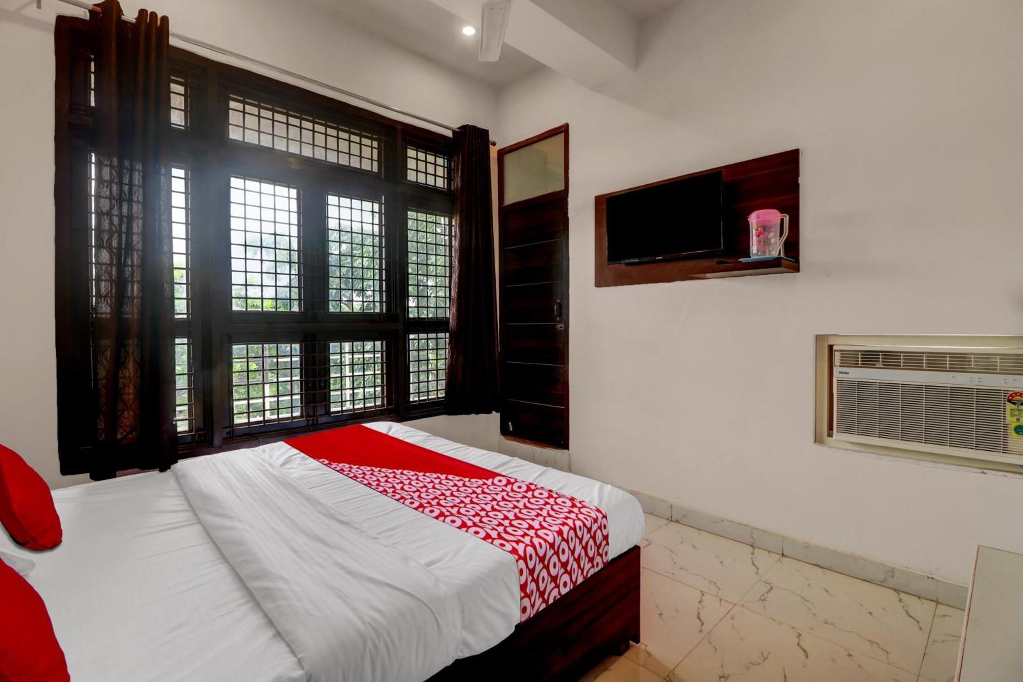 Hotel O Om Pushp Residency 马图拉 外观 照片