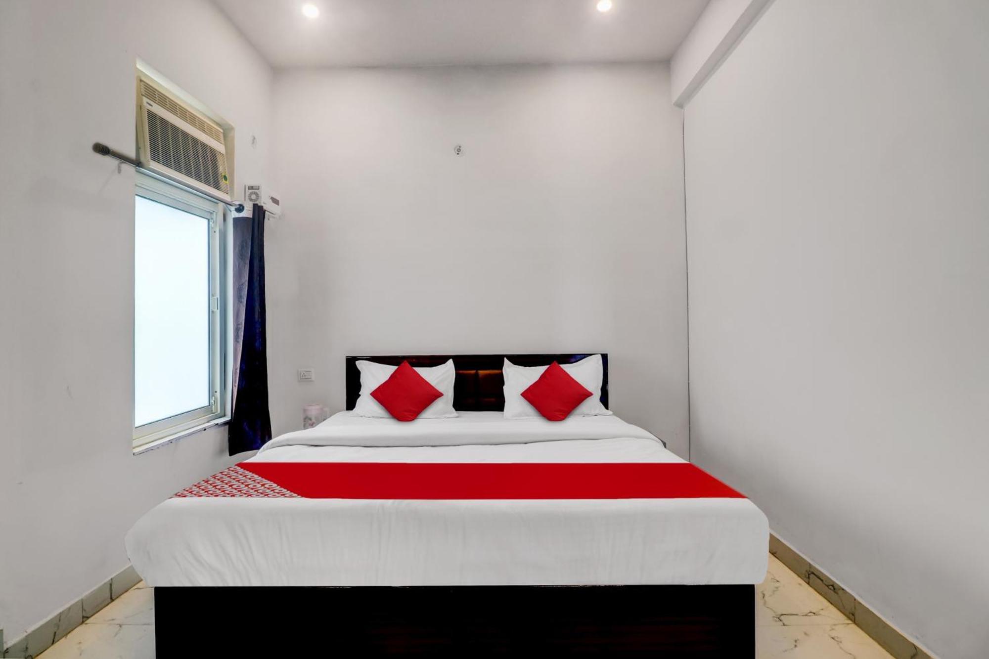 Hotel O Om Pushp Residency 马图拉 外观 照片